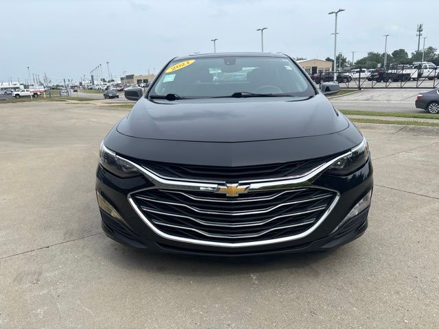 Used 2021 Black Chevrolet LT image 5