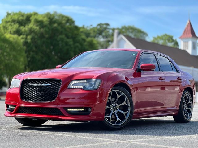 Redline Red Tricoat Pearl 2018 Chrysler 300 S RWD Sedan Rear-Wheel Drive 8-Speed Automatic