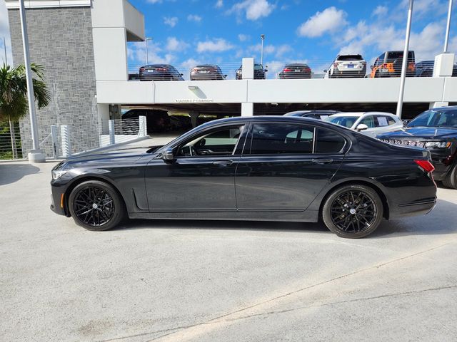 2022 BMW 7 Series 740i 16