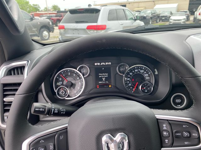 2025 Ram 1500 Big Horn/Lone Star 22