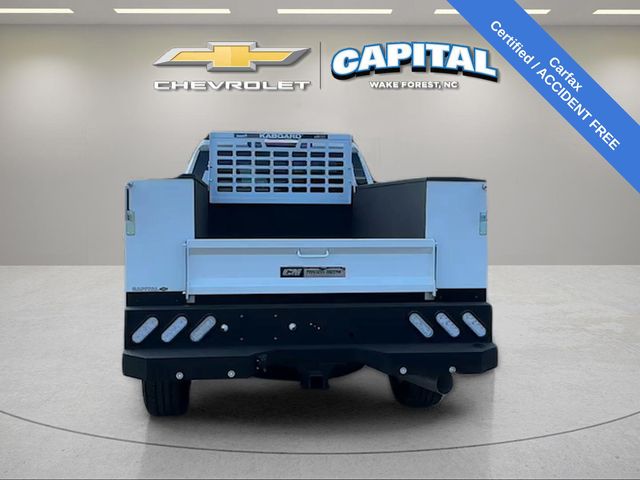 Used 2025 White Chevrolet LT image 4