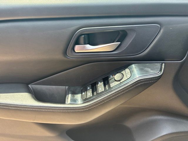 2024 Nissan Rogue SV Black at Ross Downing Buick GMC