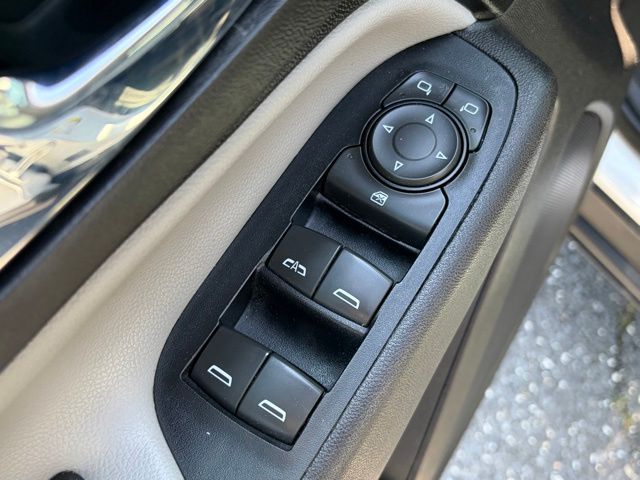 used 2019 Chevrolet Equinox car, priced at $9,492