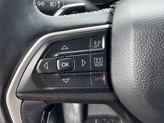 2023 Jeep Grand Cherokee Altitude X White at River Oaks CDJR