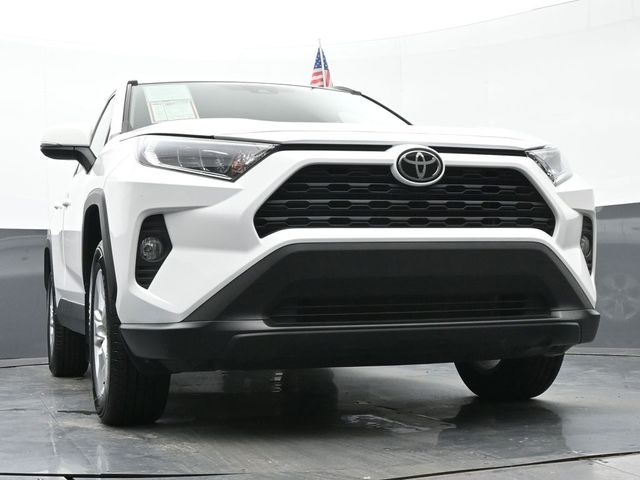 2021 Toyota RAV4 XLE 41