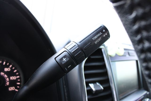 Used 2015 Blue Ford XLT image 12