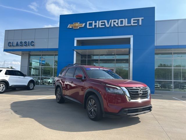 Red (Scarlet Ember Tintcoat) 2022 Nissan Pathfinder SV FWD SUV / Crossover Front-Wheel Drive 9-Speed Automatic