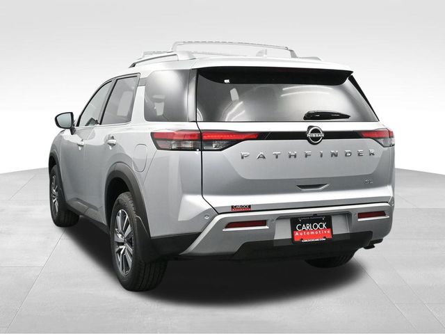 2024 Nissan Pathfinder SL 8