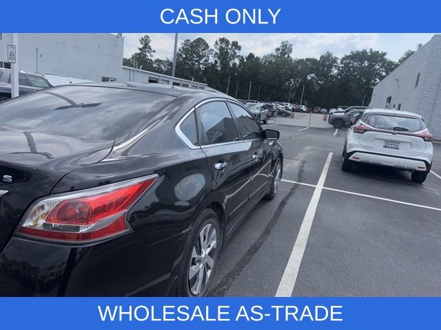 2015 Super Black Clearcoat Nissan Altima 2.5 S FWD Sedan