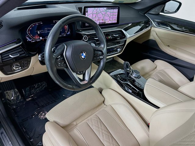 2021 BMW 5 Series 540i xDrive 9