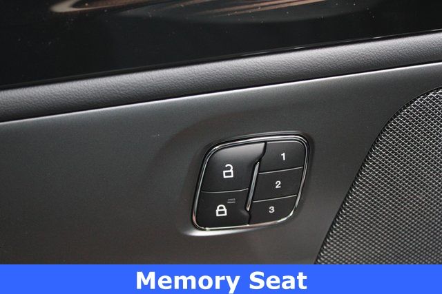 New 2026 Gray Lincoln Reserve image 4