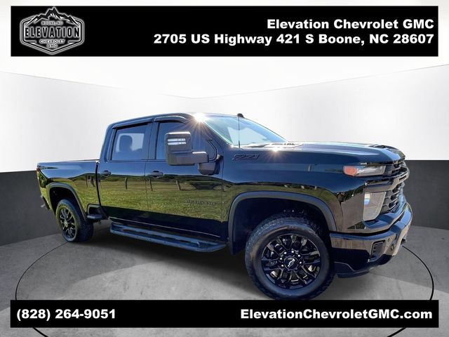 Black 2025 Chevrolet Silverado 2500HD Custom Crew Cab 4WD Pickup Truck Four-Wheel Drive Automatic