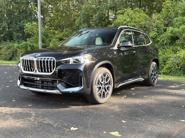 New 2027 Black BMW  image 4