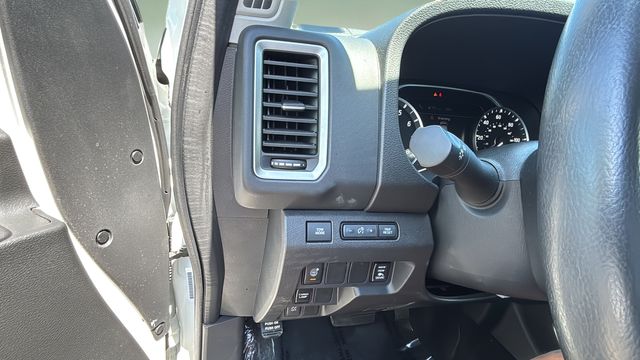 Used 2024 White Nissan SV image 22