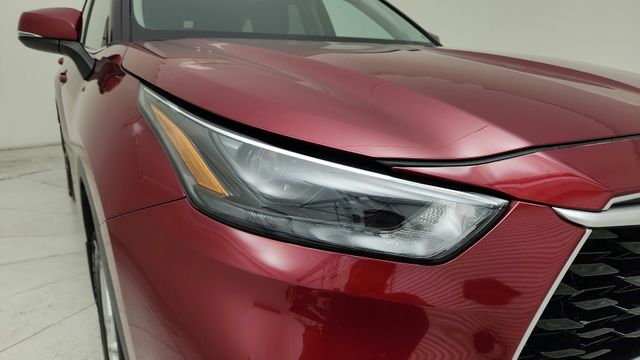 2022 Toyota Highlander Hybrid LE Red at Gullo Toyota