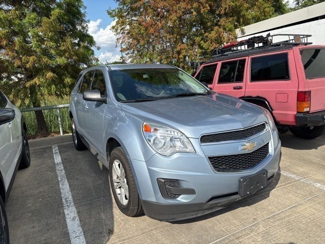 Silver Topaz Metallic 2015 Chevrolet Equinox LS FWD SUV / Crossover Front-Wheel Drive 6-Speed Automatic Overdrive