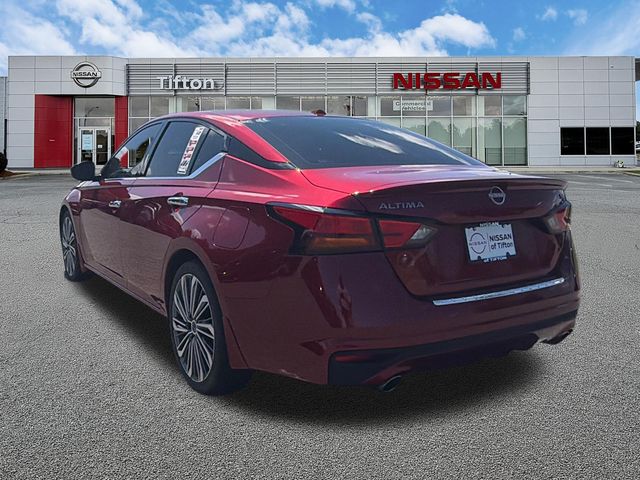 Used 2023 Nissan Altima Sedan