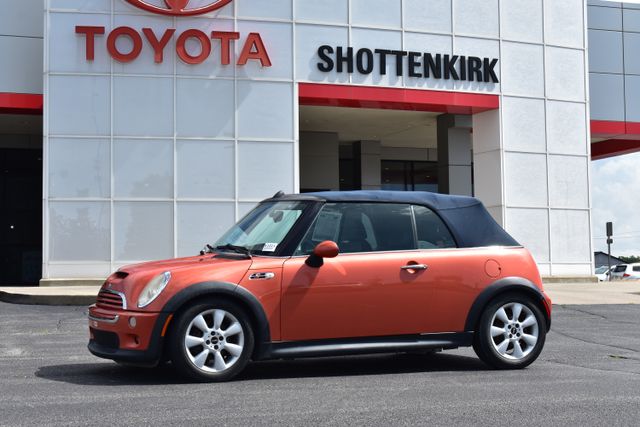 2005 MINI Cooper S's photo