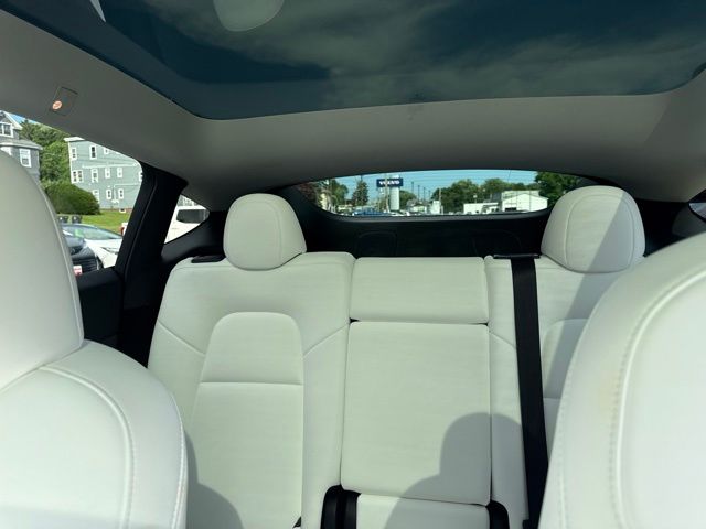 Used 2024 Tesla Model Y SUV