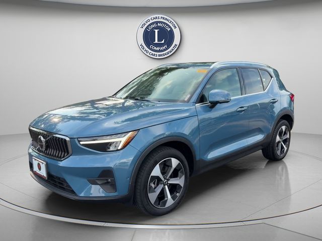 Blue Metallic 2024 Volvo XC40 SUV / Crossover All-Wheel Drive Automatic