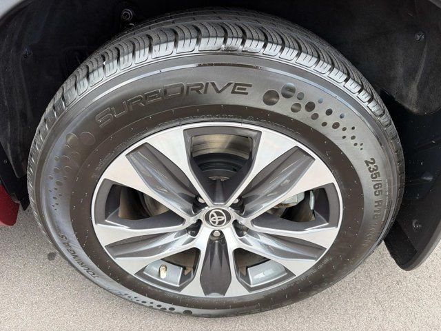 Used 2020 Toyota Highlander SUV