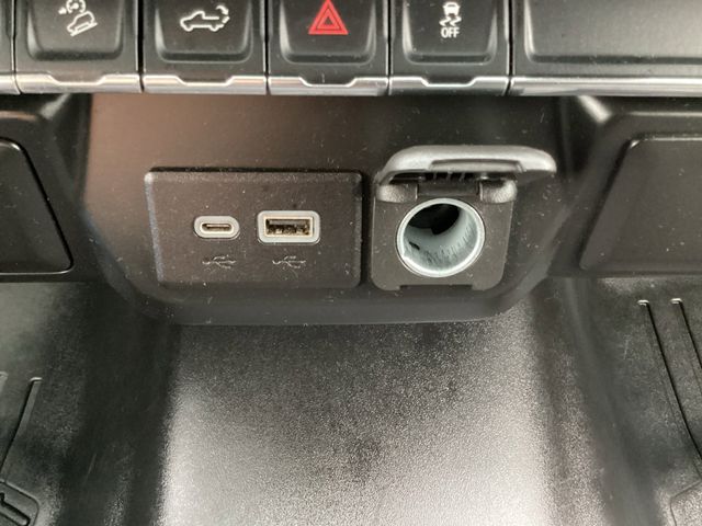 Used Car 2021 Chevrolet Silverado 1500  Custom Trail Boss For Sale Under $35,000 In San Antonio, Texas