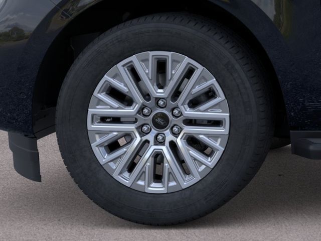 New 2026 Black Ford Platinum image 19