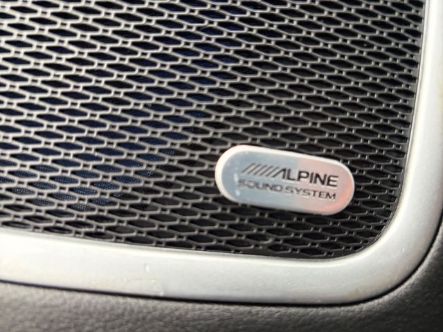 Used 2022 Gray Jeep Latitude image 27