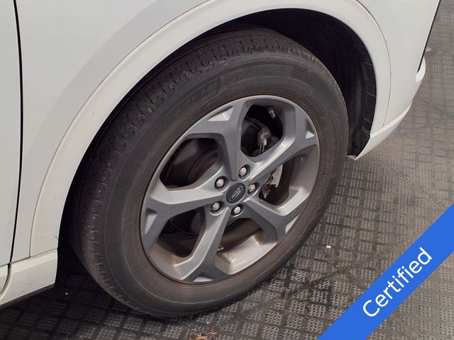 2023 Ford Escape - Image 26