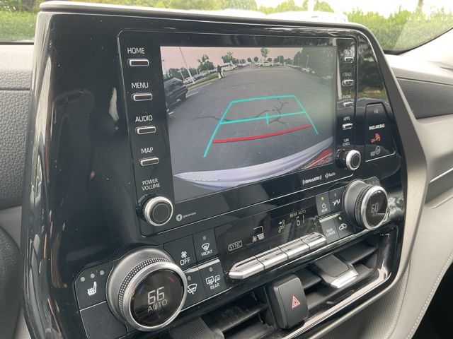 Used 2021 Toyota Highlander Hybrid SUV