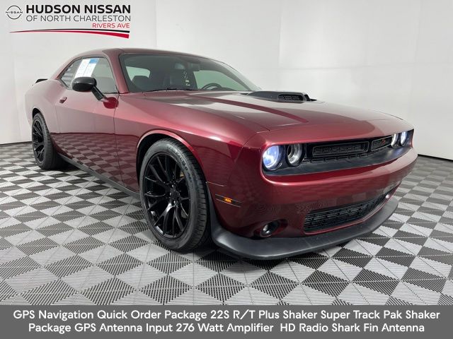 Octane Red Pearlcoat 2017 Dodge Challenger Coupe Rear-Wheel Drive 6-Speed Manual