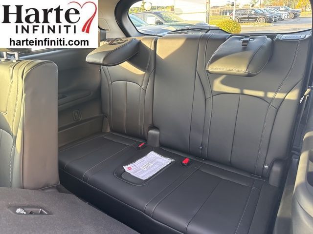 2026 INFINITI QX60 LUXE - Photo 7