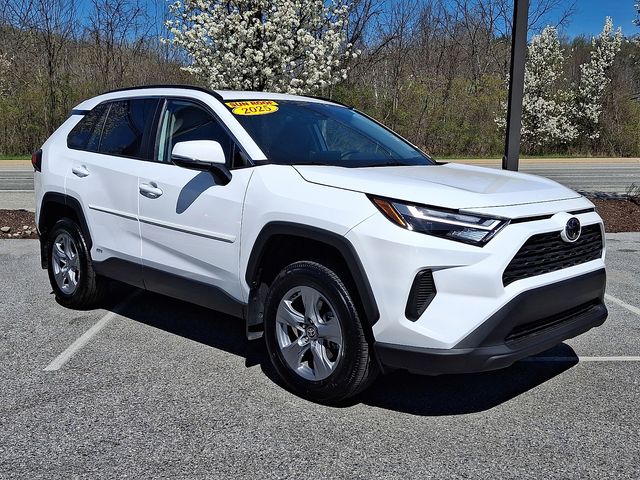 White (Wind Chill Pearl) 2025 Toyota RAV4 Hybrid XLE AWD SUV / Crossover All-Wheel Drive Continuously Variable Transmission
