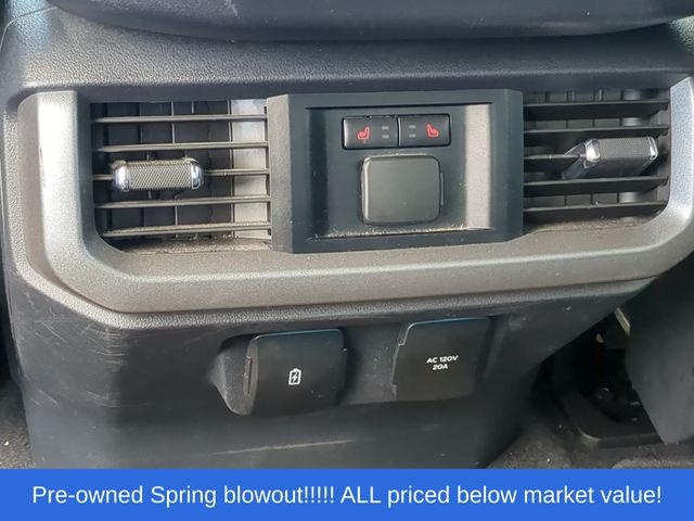 Used 2023 Black Ford Lariat image 41
