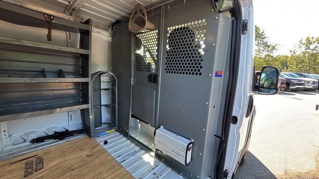 Used 2024 White Ram Base image 35