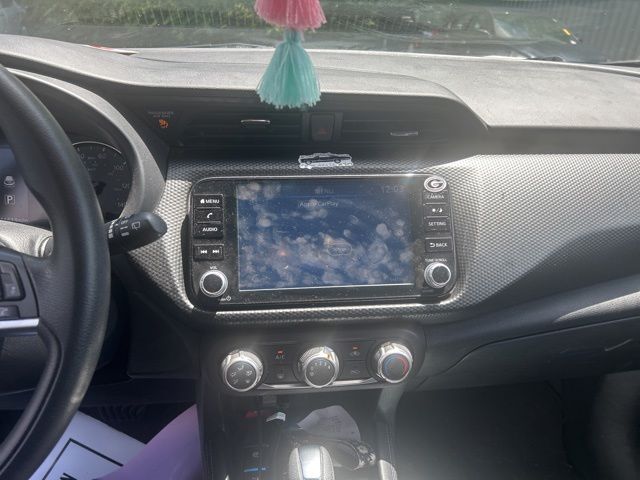 2023 Nissan Kicks 1.6 SV's photo