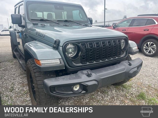 Anvil Clear Coat 2024 Jeep Gladiator Willys Crew Cab 4WD Pickup Truck Four-Wheel Drive 8-Speed Automatic