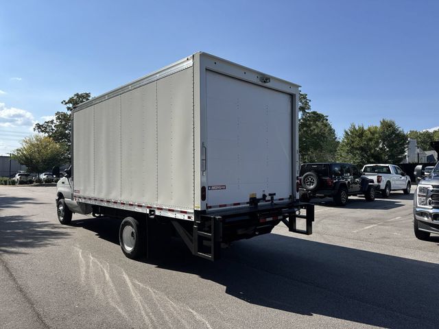 New 2027 White Ford 16FT BOX/LIFTGATE image 6