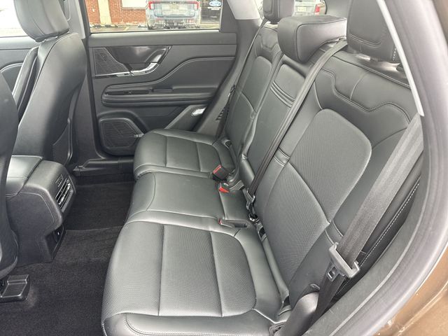 Certified Used 2022 Brown Lincoln Reserve image 27