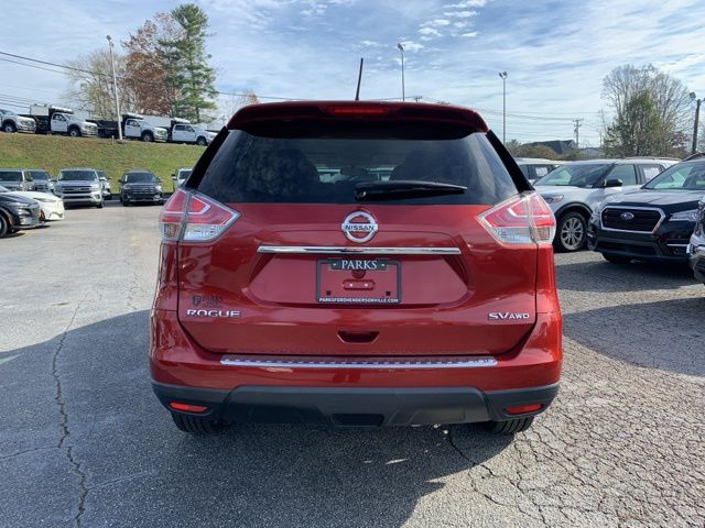 2016 Nissan Rogue SV 4