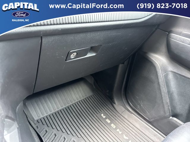 Used 2024 Green Ford Lariat image 27