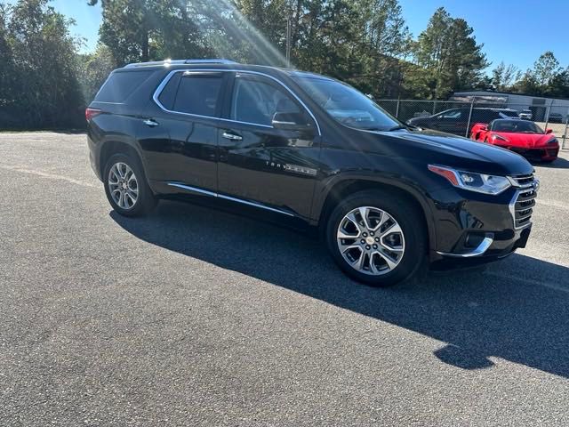 2021 Chevrolet Traverse Premier 7