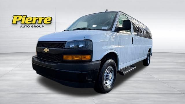2023 Chevrolet Express 3500 LS Extended RWD
