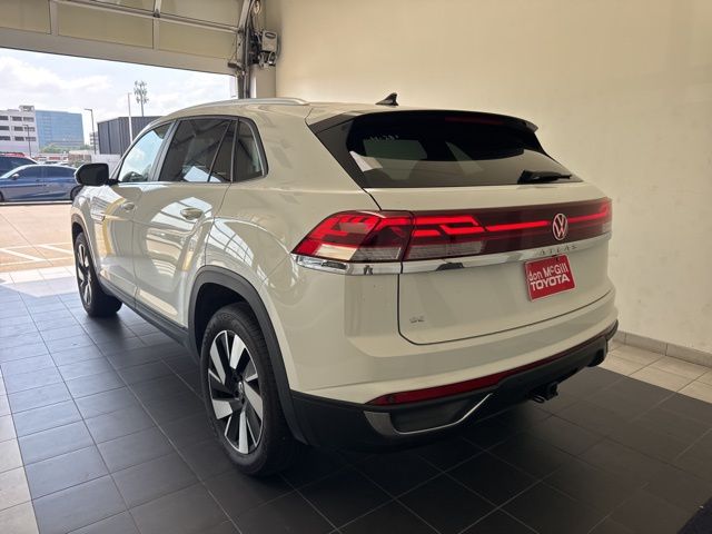 2025 Volkswagen Atlas Cross Sport 2.0T SE w/Technology  at Legacy Ford