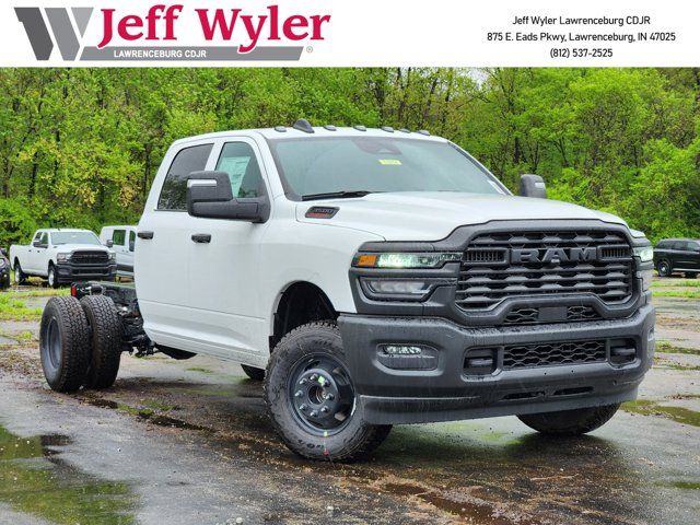 2025 RAM 3500 Chassis Tradesman Crew Cab LB DRW 4WD