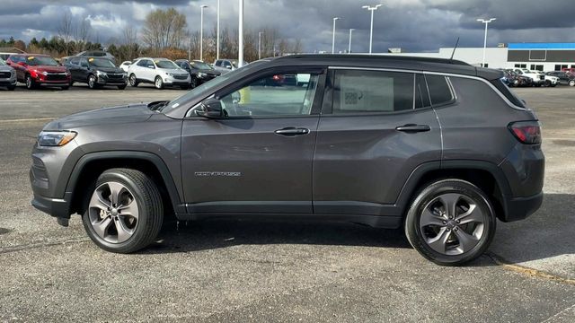 2022 Jeep Compass Latitude Lux 5