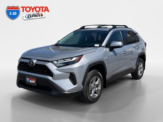 2024 Toyota RAV4 XLE FWD's photo