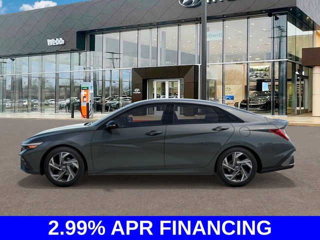 2025 Hyundai Elantra SEL Sport photo