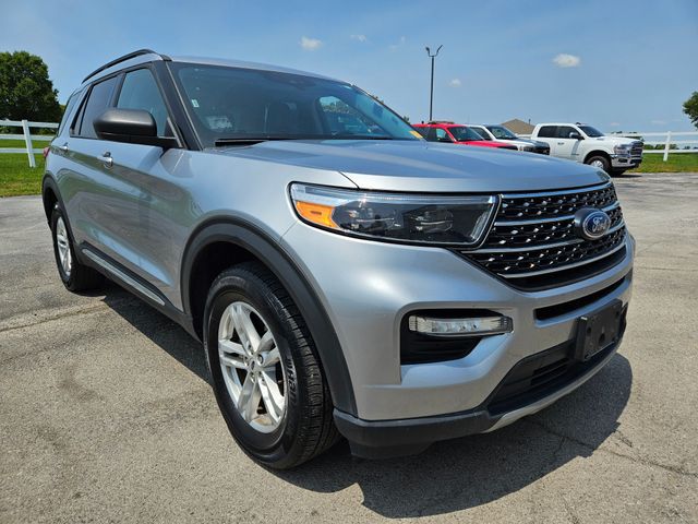 2023 Ford Explorer XLT photo