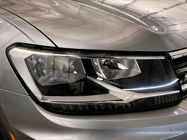2021 Volkswagen Tiguan 2.0T SE R-Line Black Silver at Spitzer Acura
